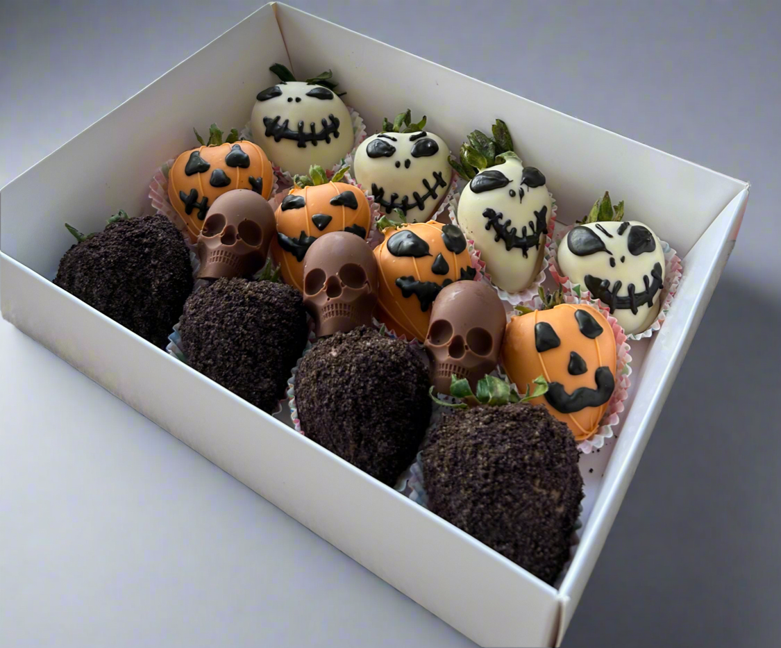 Spooky Season Limited Edition Chocolate-Covered Strawberries & Halloween Macarons