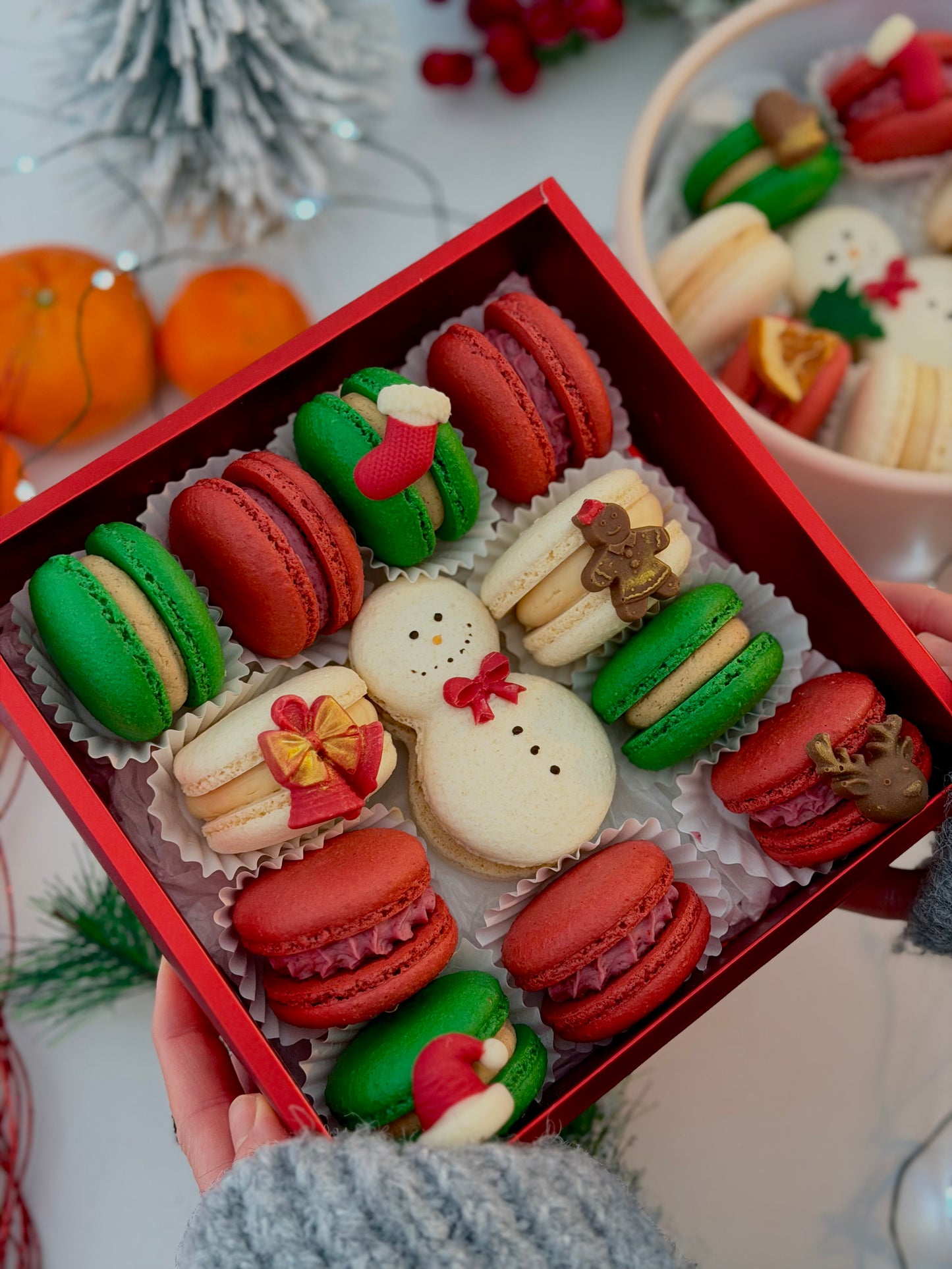 *Christmas Macaron Gift Box – 12 Premium Holiday Macarons