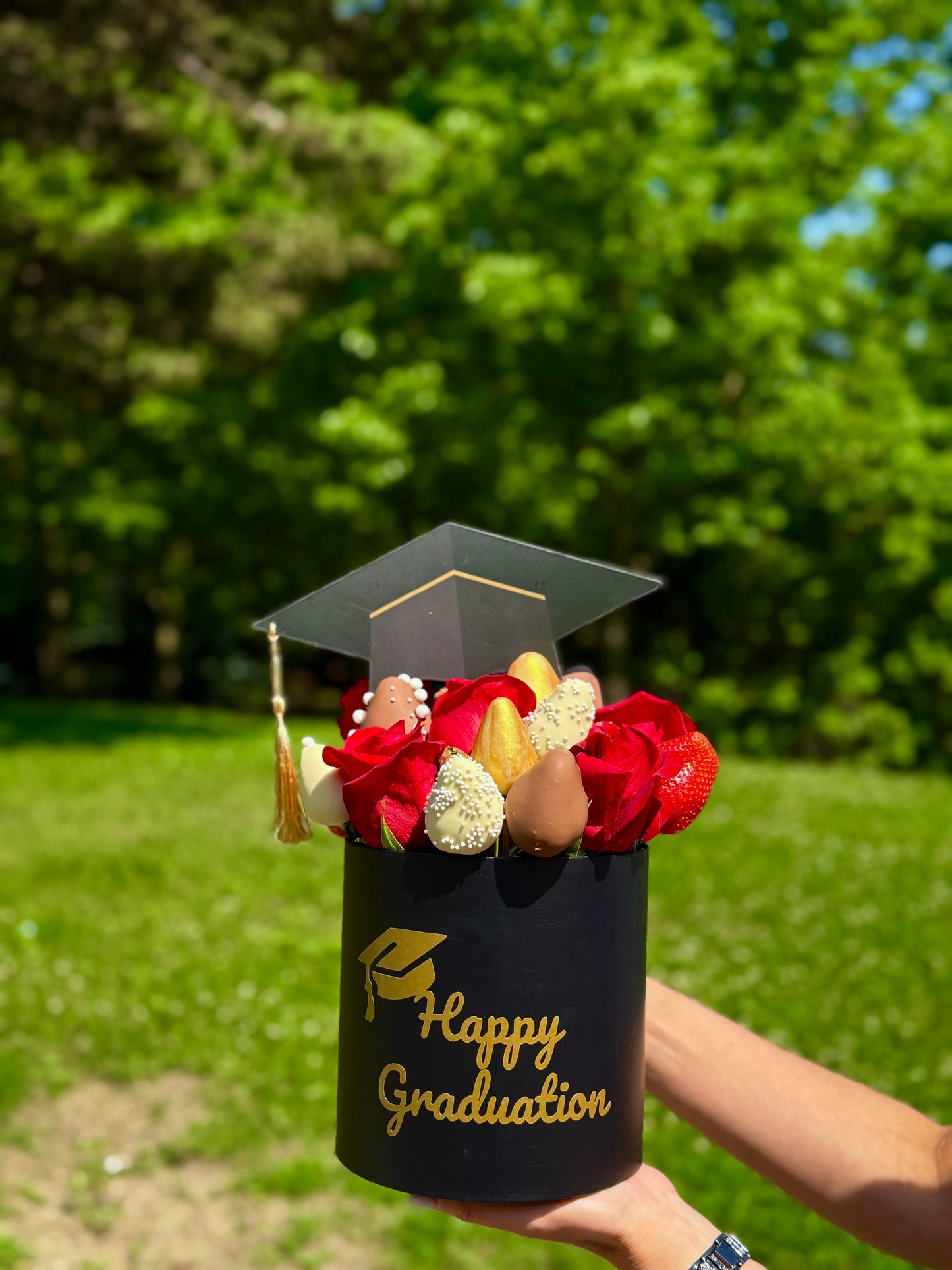 2026 Graduation Gift Box with Chocolate-Covered Strawberries & Roses
