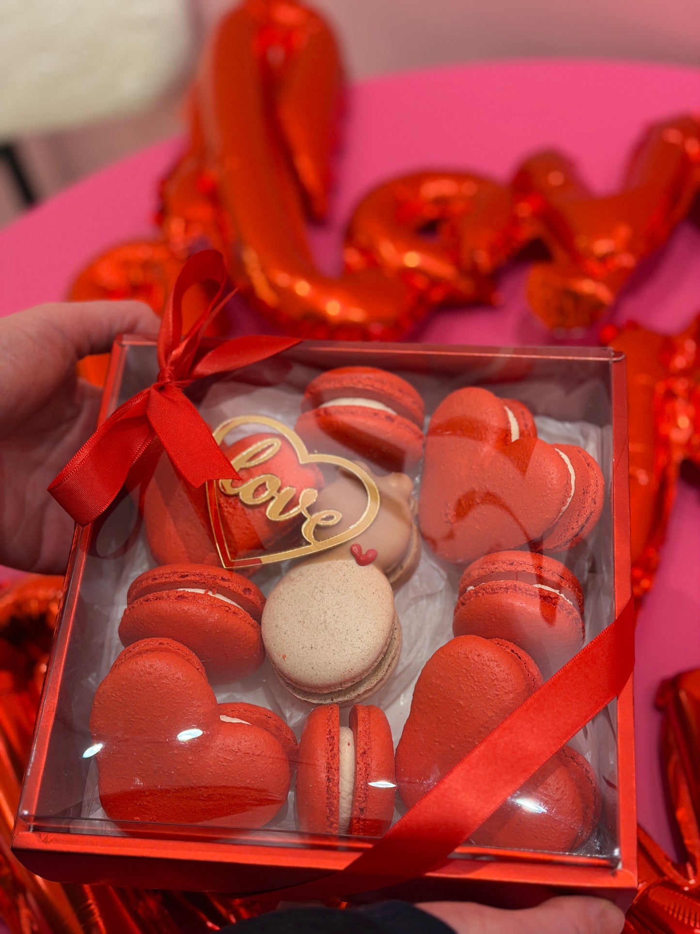 *Love Macarons box