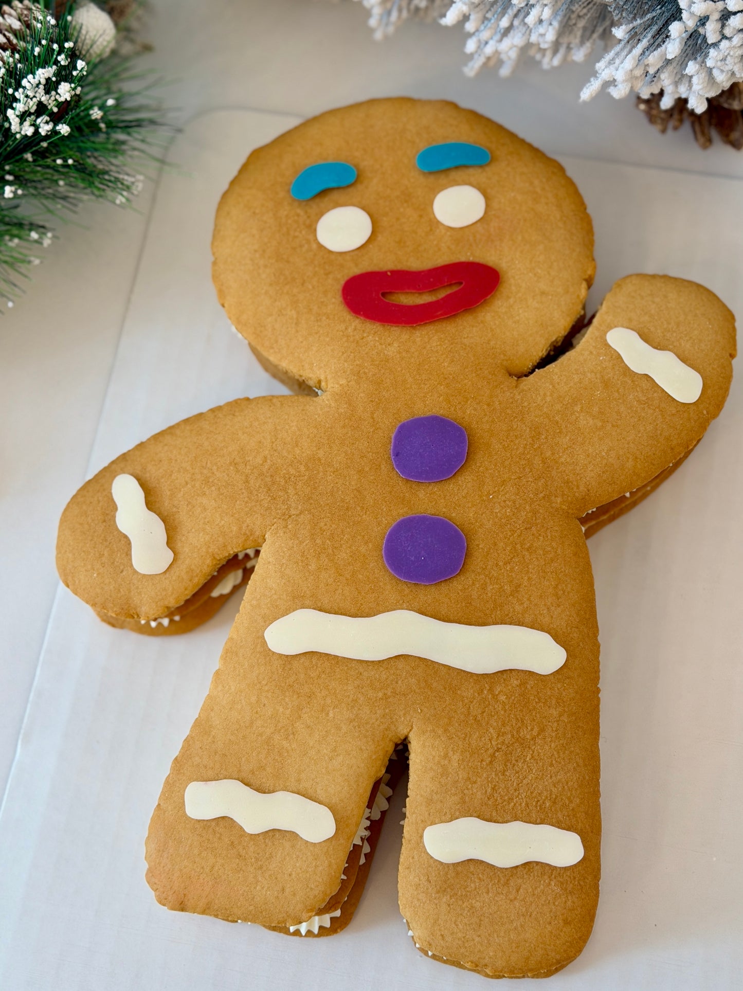 *Christmas Gingerbread Man Honey Cake