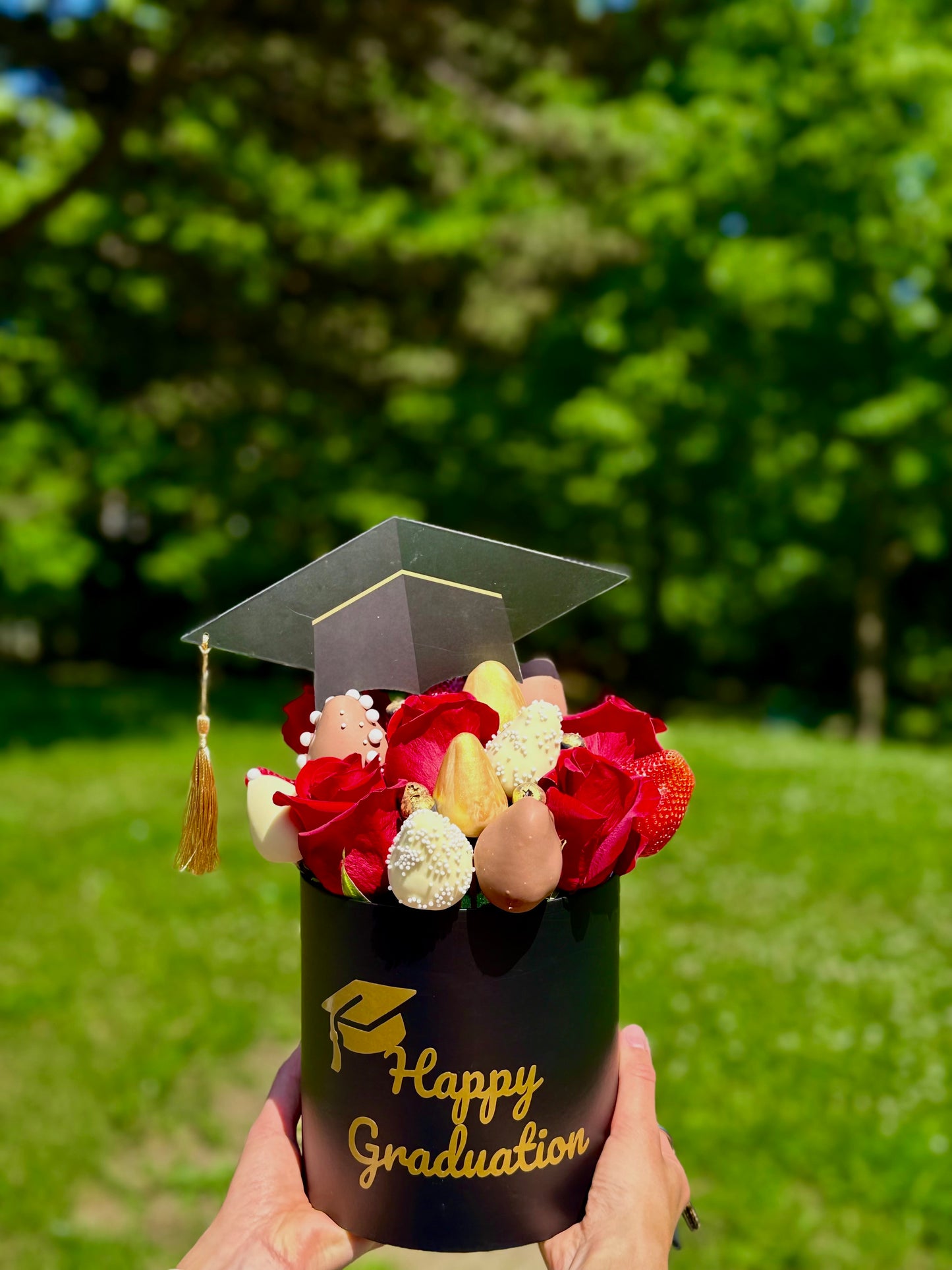 2026 Graduation Gift Box with Chocolate-Covered Strawberries & Roses