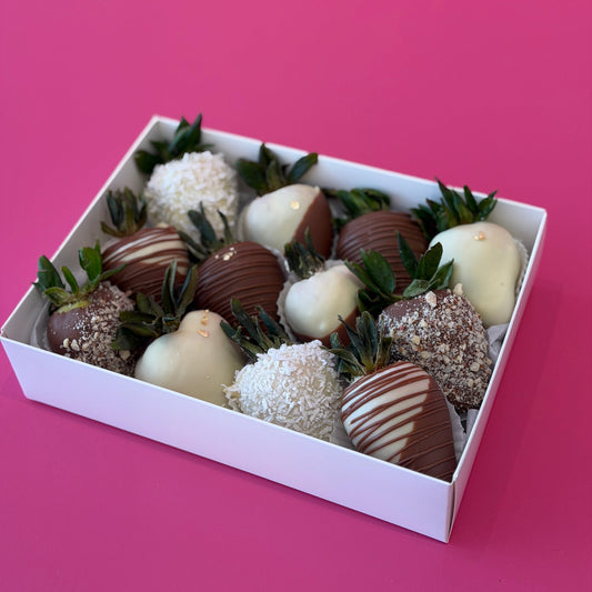Classic Dozen Chocolate-Covered Strawberries