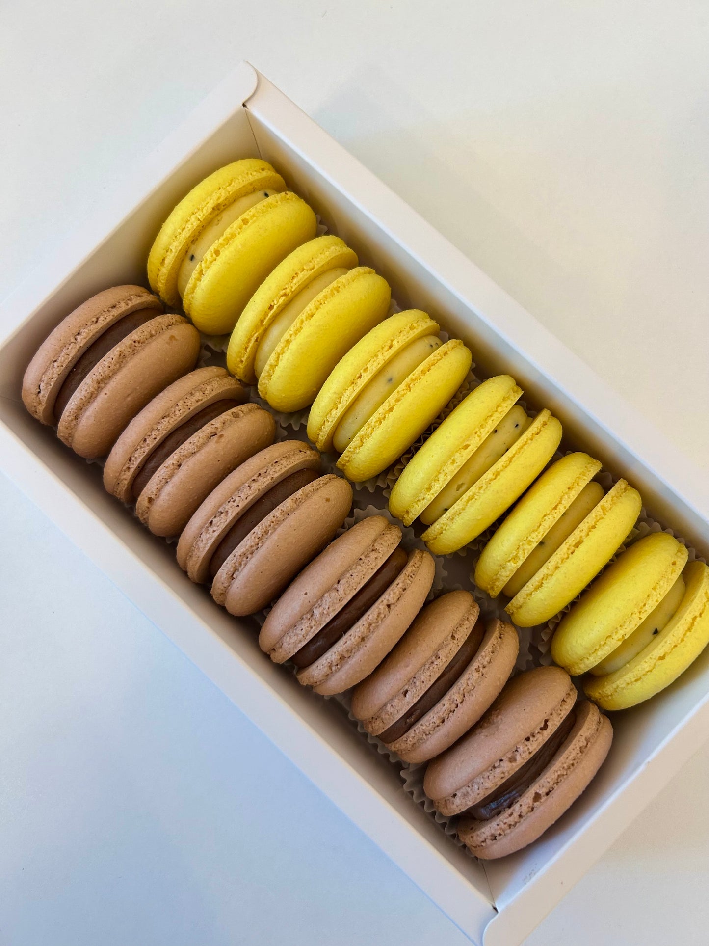 Macaron Gift Box – Assorted Gourmet Flavours