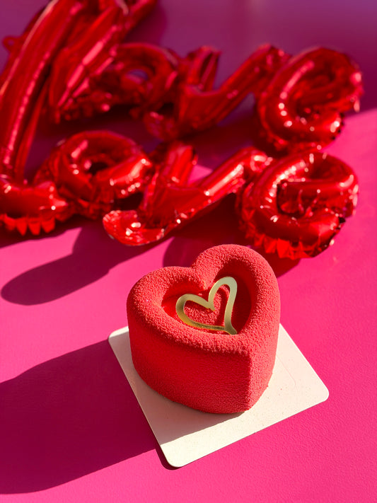 *Valentine’s & Galentine’s Day Mousse Bento Cake – Heart Shaped