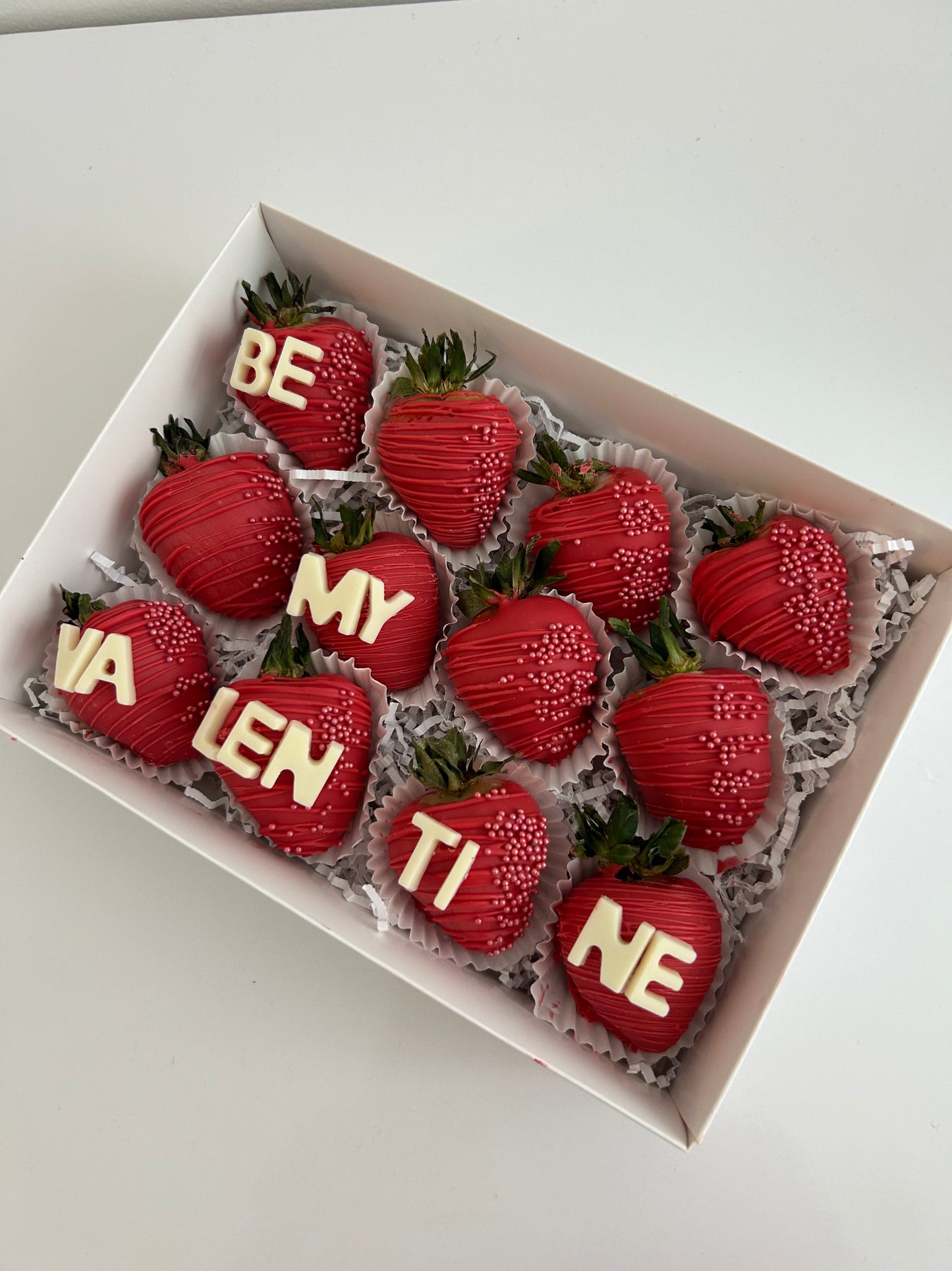 *Valentine’s Day Chocolate-Dipped Strawberries