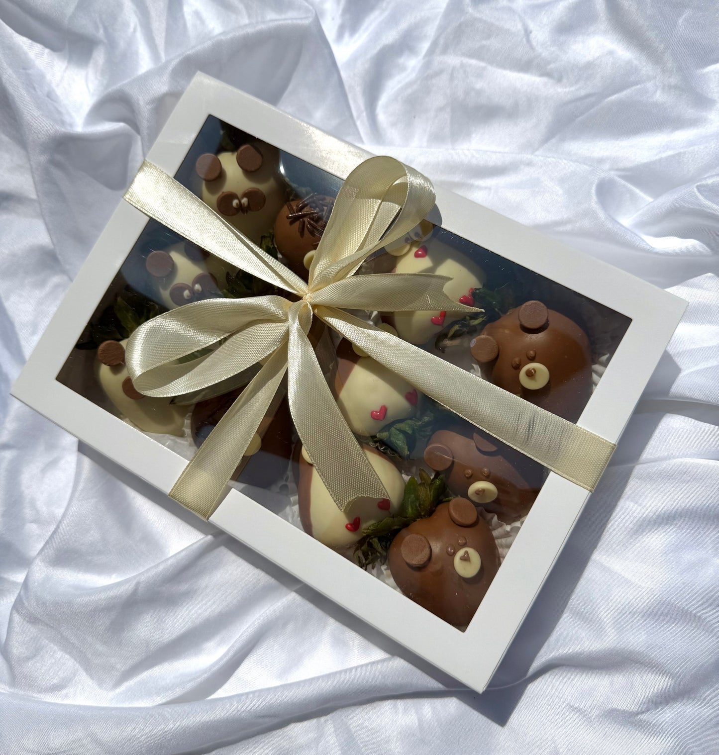 Cute Animal Chocolate-Covered Strawberries