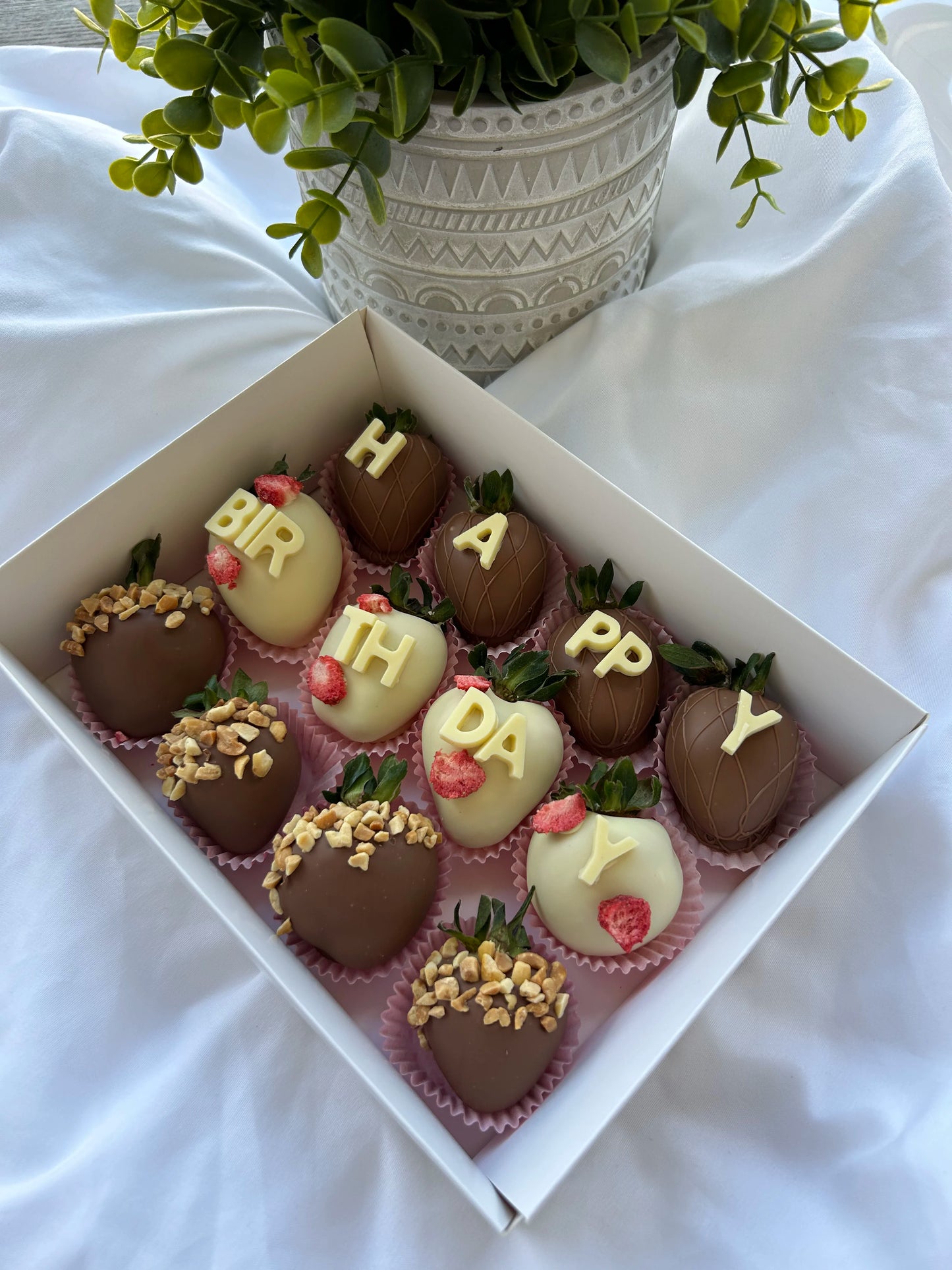 Birthday Chocolate Dipped Strawberries Dozen